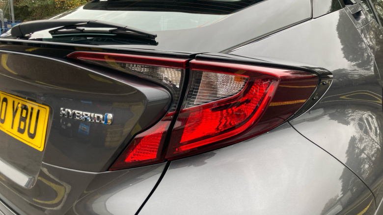 Toyota C-HR 1.8 Hybrid Icon 5dr CVT Hybrid Hatchback